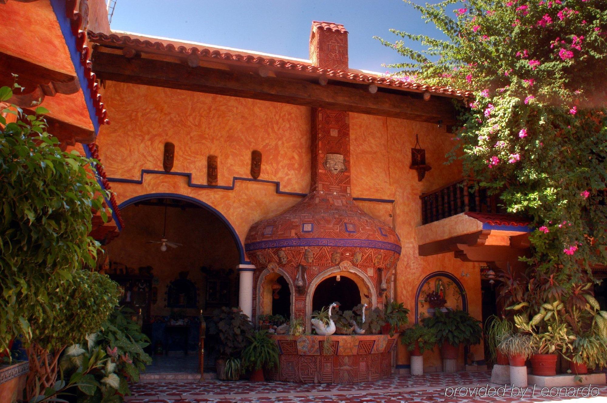 Hotel El Fuerte Exterior photo