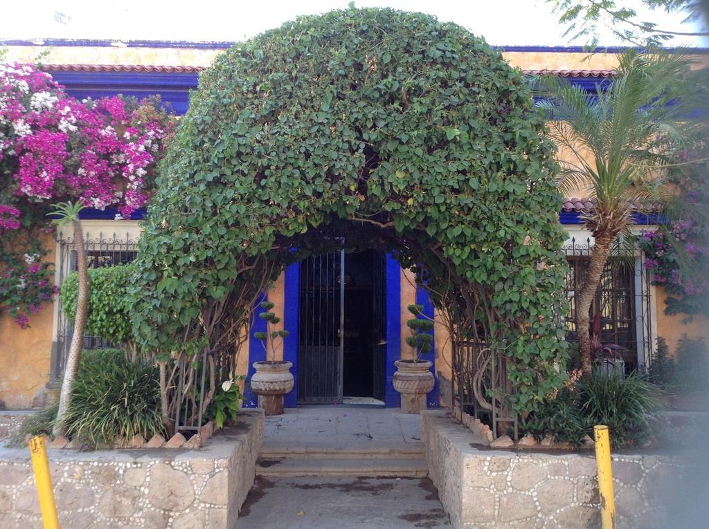 Hotel El Fuerte Exterior photo