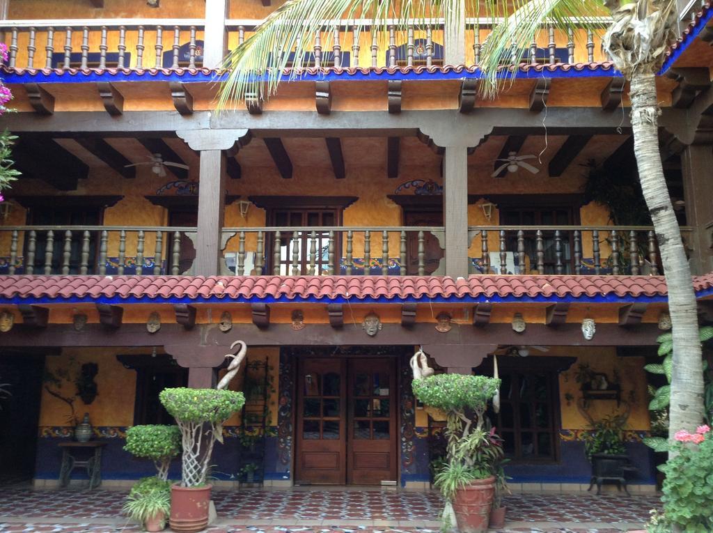 Hotel El Fuerte Exterior photo